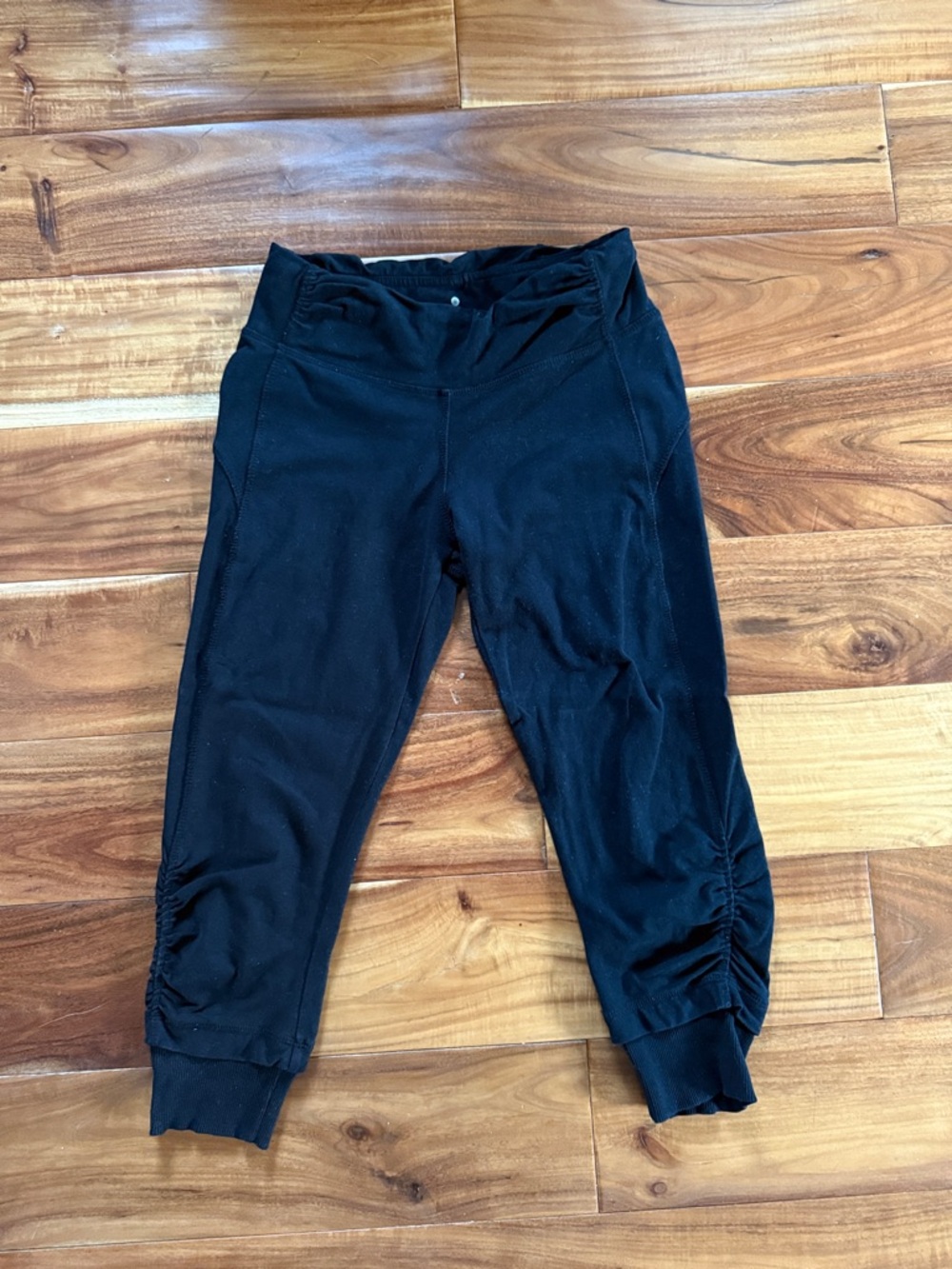Organic Cotton Athleta Black Cropped Leggings